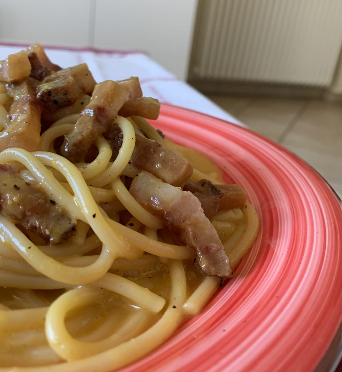 Spaghettoni alla carbonara